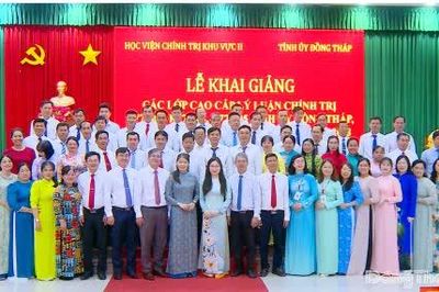 Đồng Tháp khai giảng 3 lớp cao cấp lý luận chính trị
