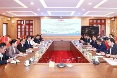 Hội đàm giữa Ban tuyên giáo Trung ương và Ban Tuyên huấn Trung ương Lào