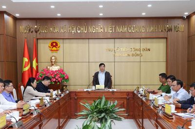 Bí thư Tỉnh ủy Lâm Đồng Y Thanh Hà Niê Kđăm chỉ đạo giải quyết dứt điểm các kiến nghị của công dân