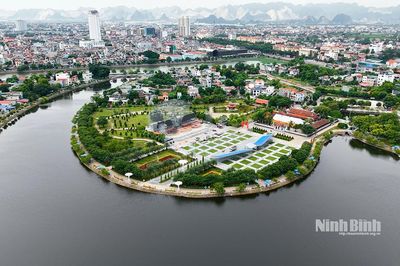 Lễ kỷ niệm 60 năm Ngày hy sinh của 10 nữ dân quân pháo phòng không Lam Hạ - tiếp nối và lan tỏa hành trình tri ân