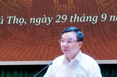 Phát triển nguồn nhân lực chất lượng cao, đáp ứng yêu cầu vận hành chính quyền địa phương hai cấp của tỉnh Phú Thọ