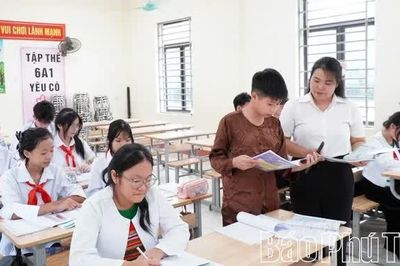 Nâng bước chân học trò vùng cao