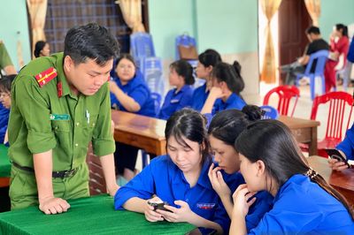 Khơi dậy sức dân