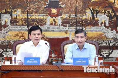 Gỡ từ công trường, tháo từ kế hoạch vốn để thúc đẩy giải ngân dự án giao thông trọng điểm