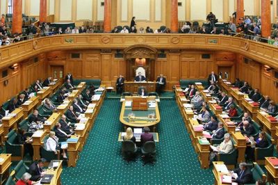 Nghị viện New Zealand: Lần đầu tiên đặt ra nguyên tắc kiểm soát AI trong nghị trường