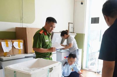 Hà Nội: Lực lượng quản lý thị trường kiểm tra, xử lý 30 vụ vi phạm trong lĩnh vực thương mại điện tử, xử phạt hơn 654 triệu đồng