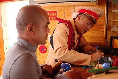 Xử phạt nhiều phương tiện, vi phạm quy định ATGT đường thủy
