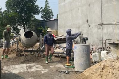 Xã Hạ Bằng: Công trình bị xử phạt vẫn tiếp tục thi công