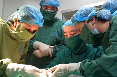 Việt Nam lần đầu can thiệp thành công thoát vị hoành thai nhi