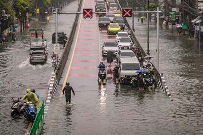 Bangkok ngập nặng, 30 chuyến bay bị cắt: Điều gì đang xảy ra giữa El Niño rất mạnh?
