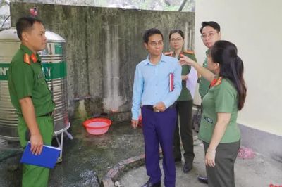 Cục Y tế, Bộ Công an khảo sát công tác bảo vệ môi trường tại xã Lũng Nặm và Tổng Cọt