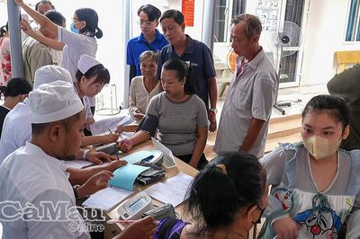 Tăng tốc trong đợt cao điểm 45 ngày khám sức khoẻ toàn dân
