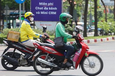 Đề xuất doanh nghiệp nền tảng số cùng đóng BHXH bắt buộc cho tài xế công nghệ