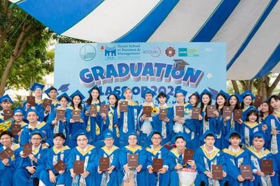 Bộ Giáo dục và Đào tạo làm rõ thông tin 'đề xuất đào tạo thạc sĩ tập trung toàn thời gian'