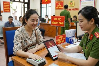 Bị khóa tài khoản định danh điện tử VNeID cần làm gì để được mở lại?