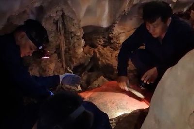 Phát hiện hài cốt liệt sĩ Việt Nam trong hang động ở nước bạn Lào