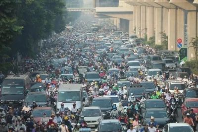 Từ tháng 10/2026: HĐND Thành phố được quy định biện pháp hạn chế phương tiện cá nhân vào trung tâm