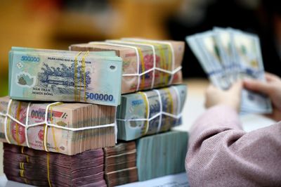 Lãi suất liên ngân hàng giảm sâu về 0,2%, thấp nhất 4 năm