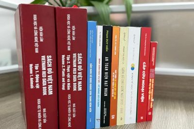 Sách điện tử vào chung khảo giải thưởng sách khoa học công nghệ