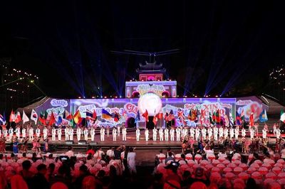 Sẵn sàng cho đêm khai mạc Lễ hội Văn hóa thế giới tại Hà Nội lần thứ hai