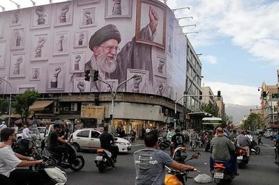 Kinh tế Iran: Người dân tích trữ thực phẩm, thuốc men giữa vòng vây cấm vận của Mỹ