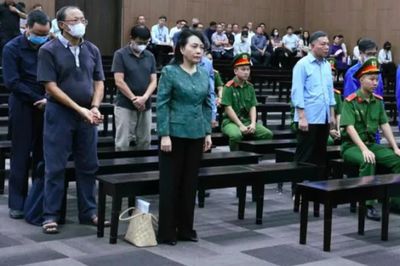Cựu Bộ trưởng Nguyễn Thị Kim Tiến muốn nộp thêm 1,1 tỷ đồng khắc phục hộ các bị cáo