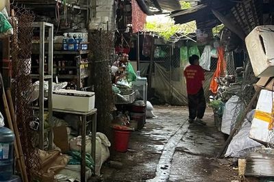 Chủ tịch Hà Nội chỉ đạo kiểm tra vụ đóng chợ Kim Liên nhưng không bố trí chợ tạm