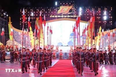 Trong 3 ngày, gần 120.000 lượt khách trẩy hội Côn Sơn, Kiếp Bạc mùa Thu 2026