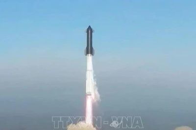 Sự cố Starship đe dọa kế hoạch trở lại Mặt Trăng của NASA