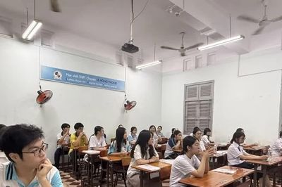 Giảm số môn thi lớp 10: Giảm áp lực nhưng còn ý kiến băn khoăn