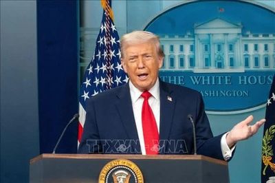 Ông Trump đối mặt sức ép lưỡng đảng vì ý định nới trừng phạt Nga