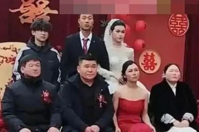 Dự đám cưới, mẹ cô dâu diện trang phục 'lạ' gây tranh cãi