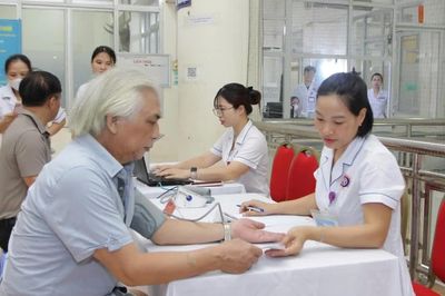 Tháo gỡ nhiều vướng mắc về khám sức khỏe miễn phí toàn dân