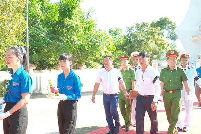 Quế Phước truy điệu, an táng 4 hài cốt liệt sĩ