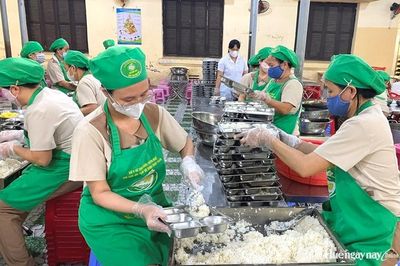 Kiểm tra an toàn thực phẩm, thu - chi và tuyển sinh tại các trường học