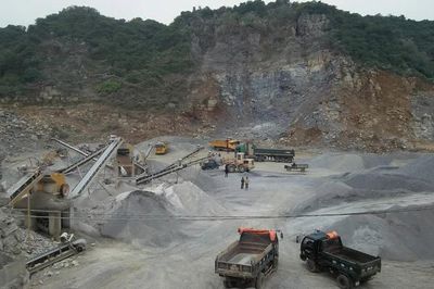 Nghệ An tìm giải pháp tháo gỡ 'nút thắt' vật liệu xây dựng