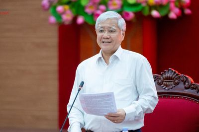 Phó Chủ tịch Thường trực Quốc hội Đỗ Văn Chiến chủ trì Hội nghị thông qua Dự thảo báo cáo kết quả kiểm tra đối với Ban Thường vụ Đảng ủy Mặt trận Tổ quốc, các đoàn thể Trung ương