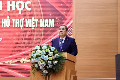 'Không có quốc gia nào trở thành nước công nghiệp phát triển chỉ bằng lắp ráp'
