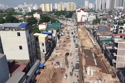 Đường Lĩnh Nam: Còn vướng hạ tầng ngầm trước mốc 10/10