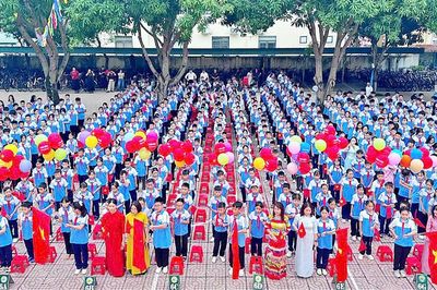 Ngành giáo dục Nghệ An công khai các khoản thu, chi năm học mới