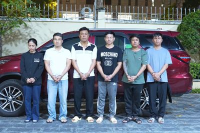 Bắt giám đốc và 5 nhân viên công ty mua bán nợ ở TP.HCM
