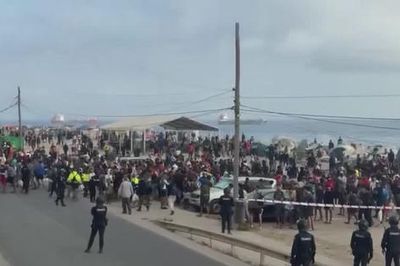 Tây Ban Nha dự kiến siết quy định tị nạn sau làn sóng di cư vào Ceuta