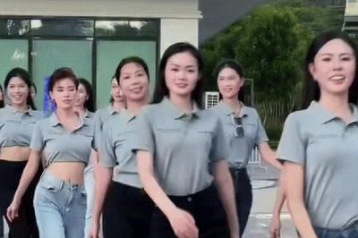 Vì sao đồng phục Miss Universe Vietnam 2026 bị chê?