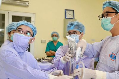 Vừa phẫu thuật ung thư tuyến giáp 2 tháng, người phụ nữ 40 tuổi phát hiện thêm ung thư phổi