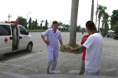 Khởi tố 2 đối tượng thu 9,5 triệu đồng chuyến xe cứu thương tại Thanh Hóa