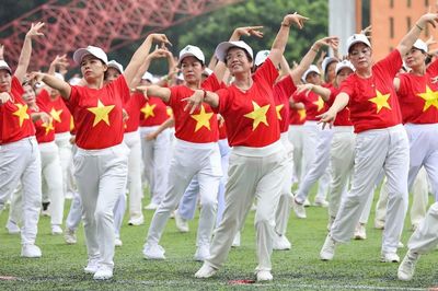 Kỷ nguyên trường thọ: Thiết kế lại xã hội già hóa