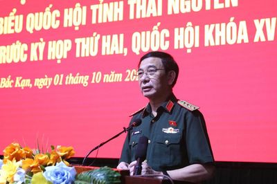 Đại tướng Phan Văn Giang tiếp xúc cử tri tỉnh Thái Nguyên
