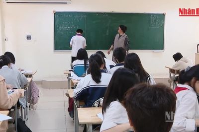 [Video] Ban đại diện cha mẹ học sinh không được đặt ra khoản đóng góp bắt buộc