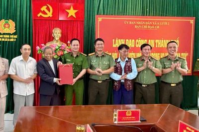 Mỗi dòng họ là một 'lá chắn' phòng chống ma túy