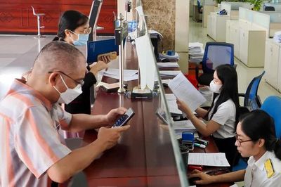 Đừng để tới sân bay mới biết không được xuất cảnh!
